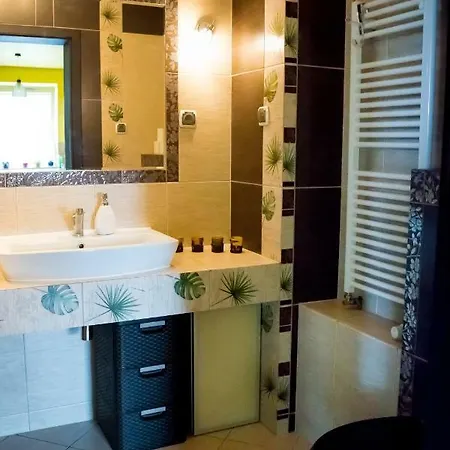 Apartament Rainbow z prywatnym parkingiem Bielsko-Biała Zewnętrze zdjęcie